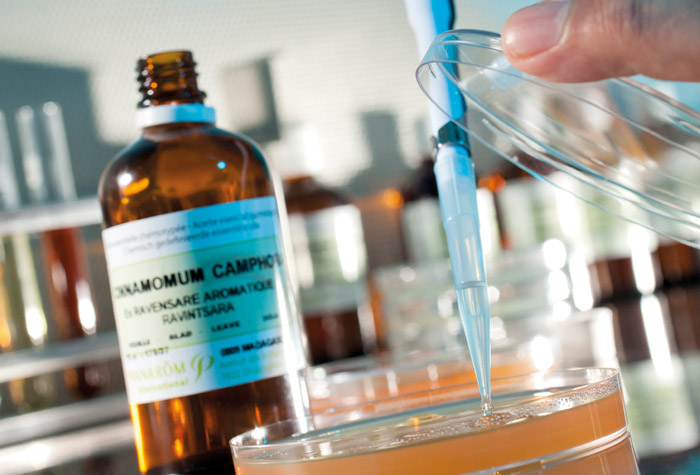 The Pranarôm laboratory: the passion of scientific aromatherapy